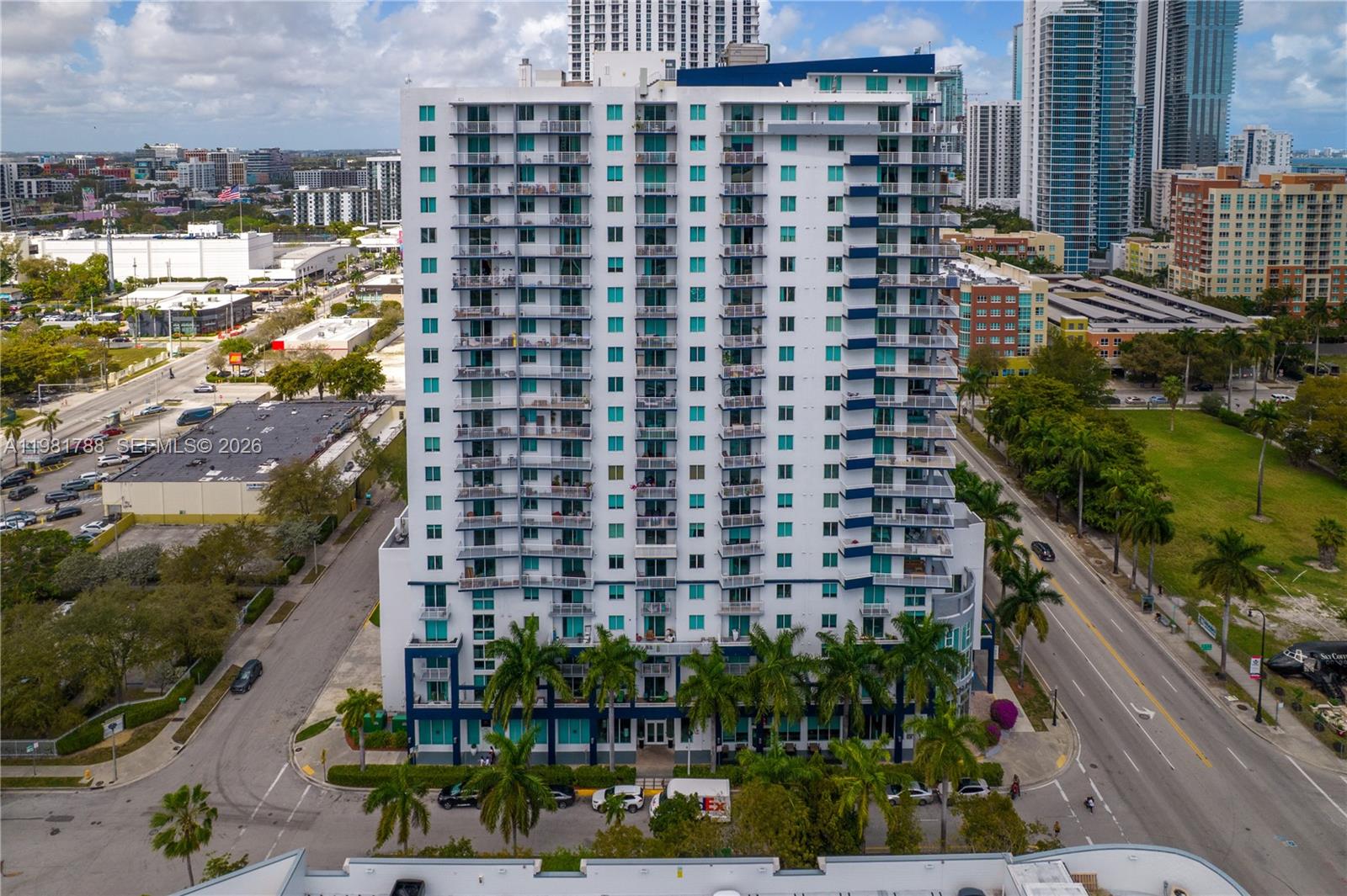1800 BISCAYNE PLAZA CONDO - Residential