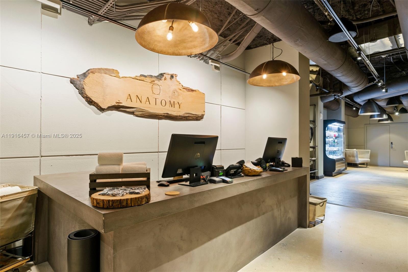 Roney Palace - Residential Lease