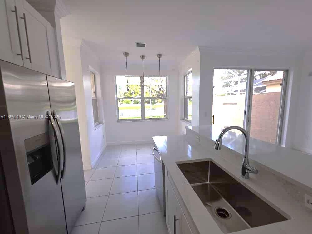 TOWNGATE - Residential Lease