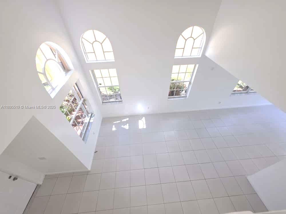 TOWNGATE - Residential Lease