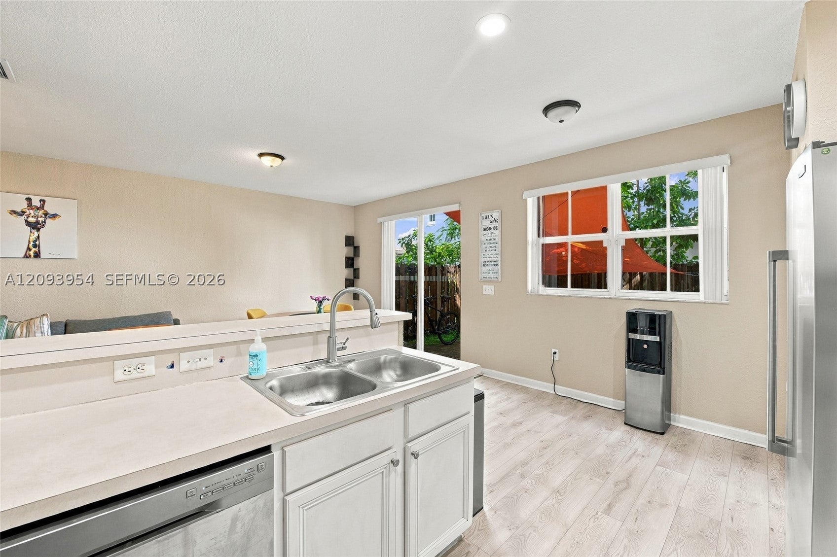 1025 NE 207th Ter