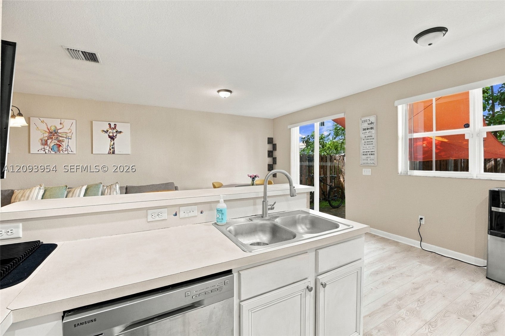 1025 NE 207th Ter