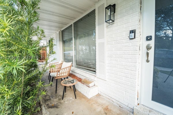 712 TRADEWIND DR, NORTH PALM BEACH, FL 33408 - Image dbefddfbe7065f1efa47f27cd0e8964c/2678866349
