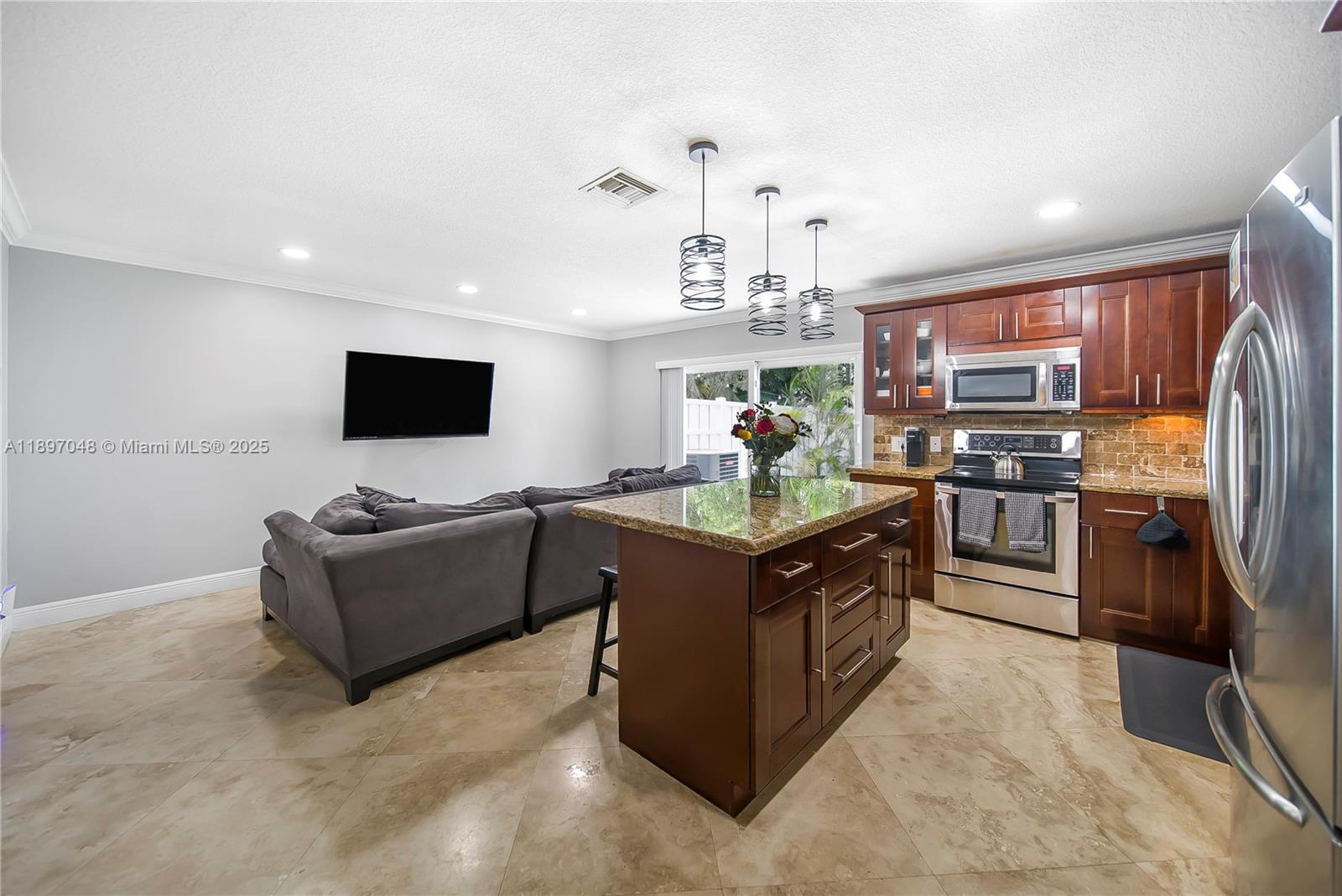 JACARANDA PARCEL 215 - Residential Lease