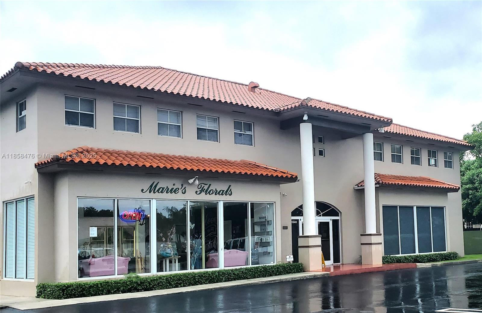 Prime Office Space in Kendall – All Services Included!
Located in the heart of Kendall at 11240 N. Kendall Drive, this perfectly sized office offers everything you need to run your business with ease. Ideal for a small professional practice, it comes with air conditioning, electricity, and parking included—all in one convenient package.
Enjoy a central location just off a main highway with quick access to major expressways, making commuting a breeze. Ample on-site parking ensures convenience for you and your clients, while professional on-site management keeps everything running smoothly.
Whether you’re starting fresh or downsizing, this move-in-ready space offers functionality, visibility, and unbeatable convenience in one of Miami’s most connected areas.