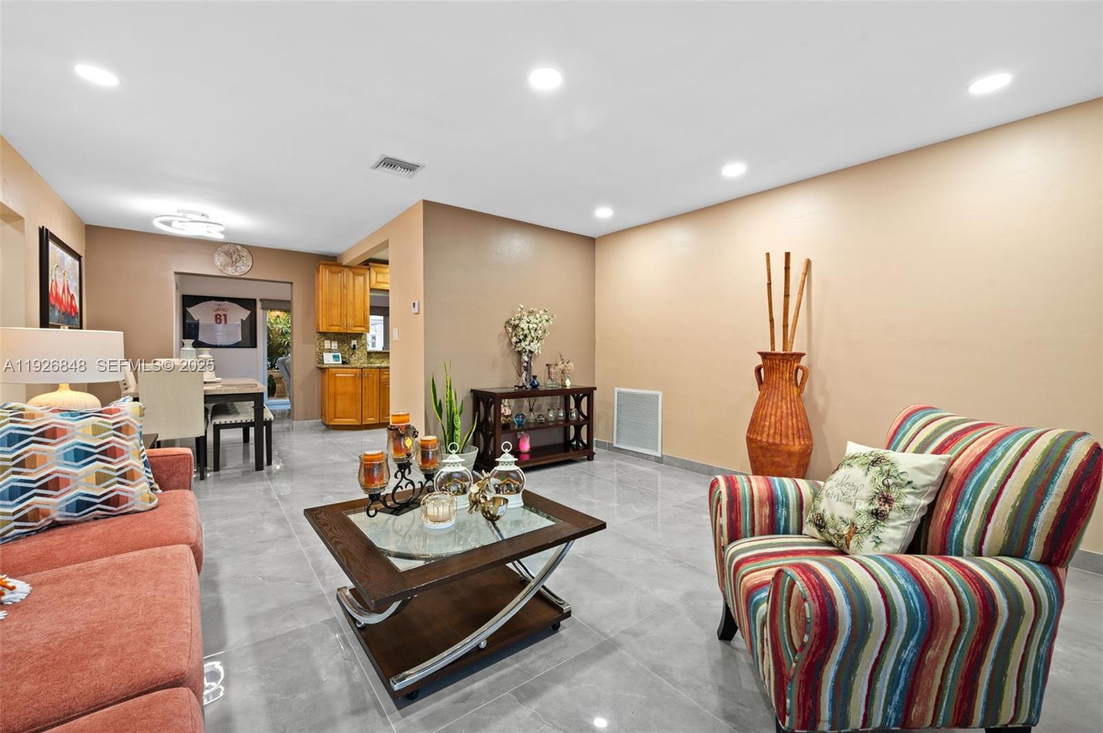 MAINLANDS OF TAMARAC LAKE - Residential