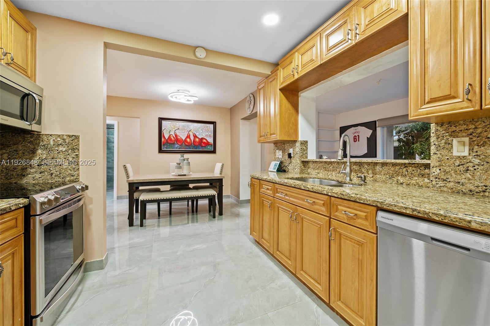 MAINLANDS OF TAMARAC LAKE - Residential