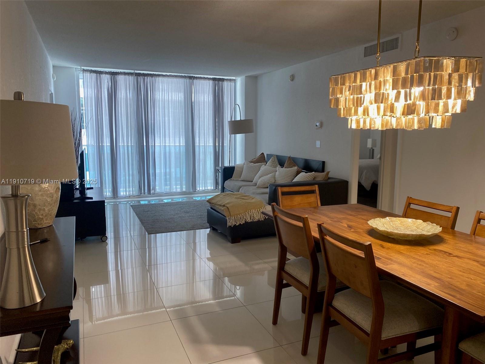 SIAN OCEAN RESIDENCES CON - Residential Lease