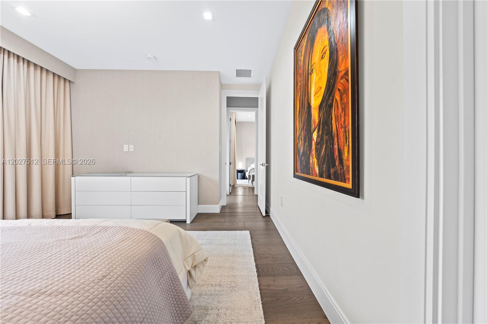 DOWNTOWN DORAL SOUTH PHAS - Residential
