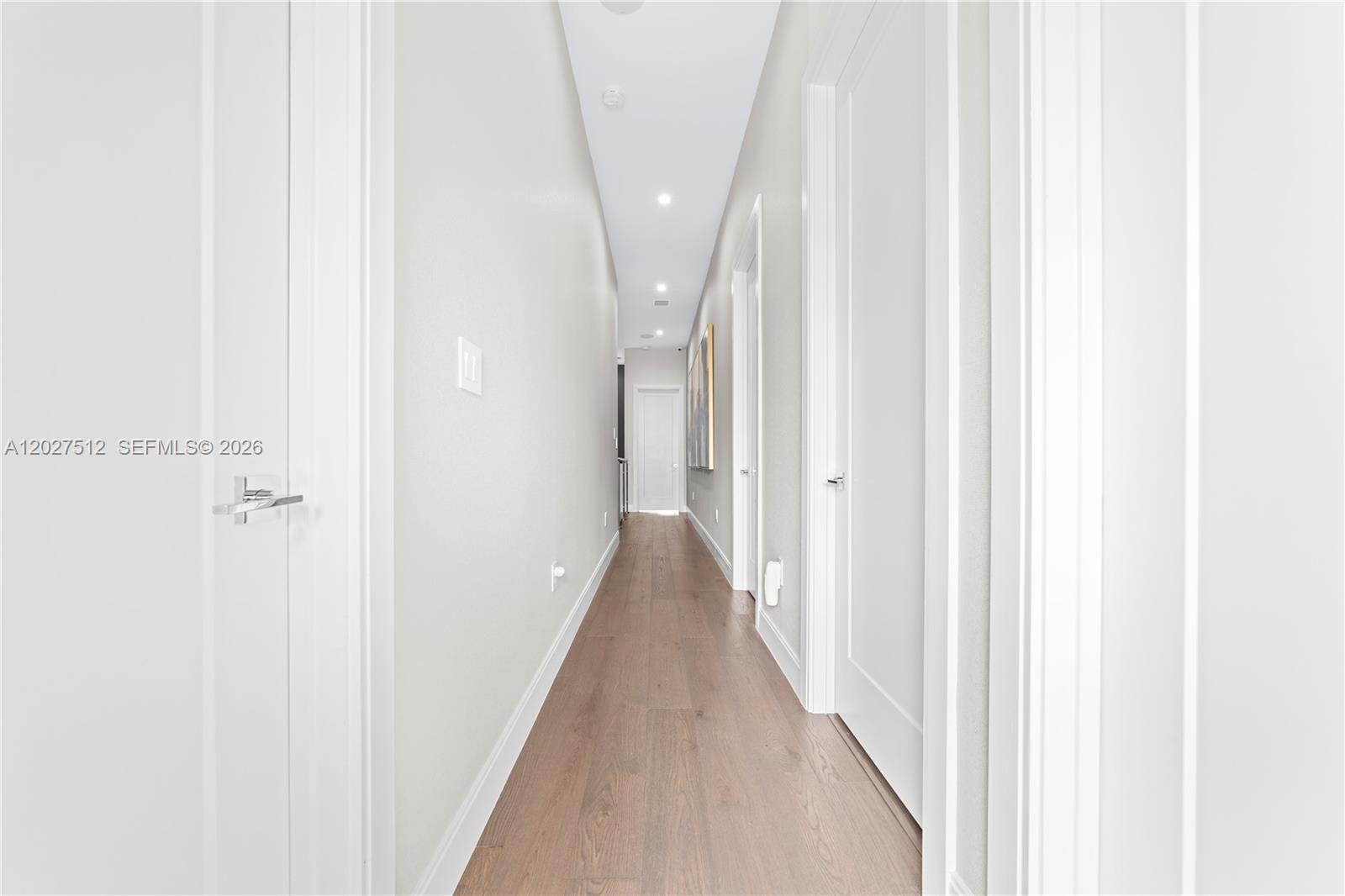 DOWNTOWN DORAL SOUTH PHAS - Residential