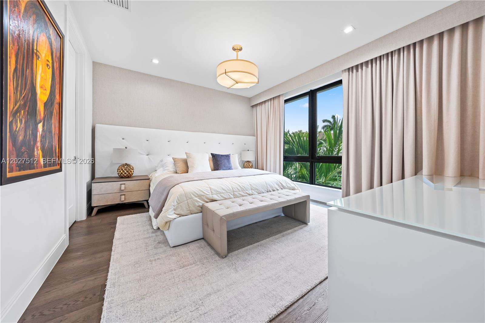 DOWNTOWN DORAL SOUTH PHAS - Residential
