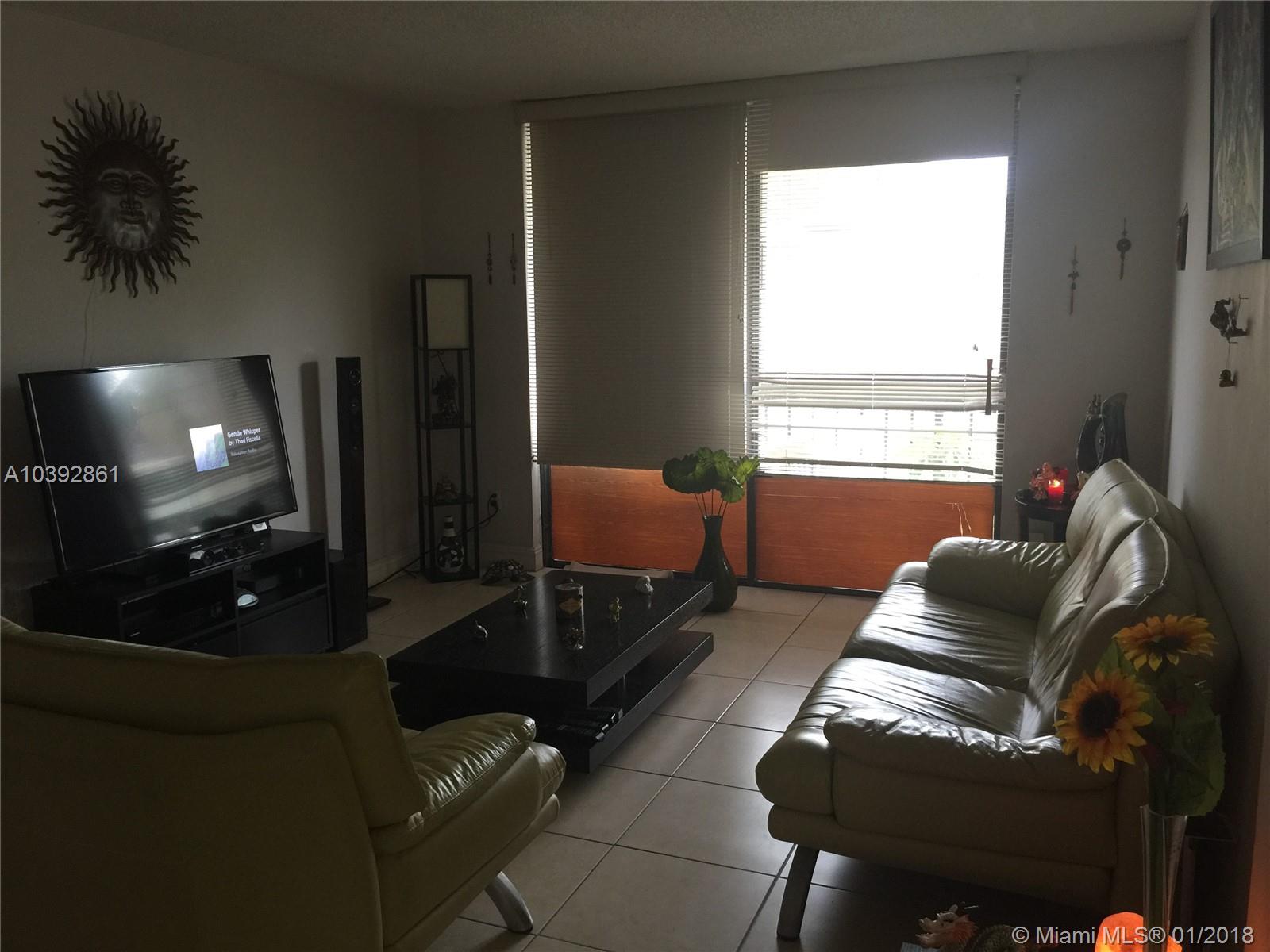 CAPTIVA LAKES VILLAS COND - Residential