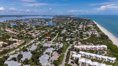 1015 Treasure Ln Vero Beach FL 32963