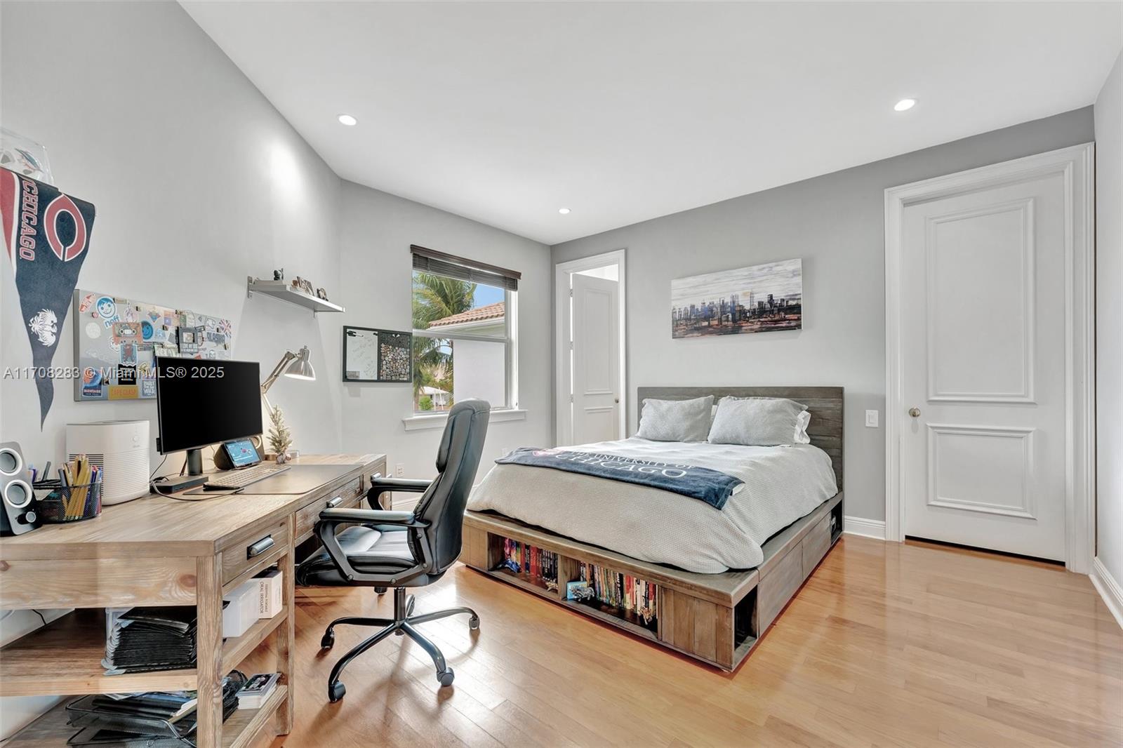 THREE ISLANDS 3RD SECTION - Residential