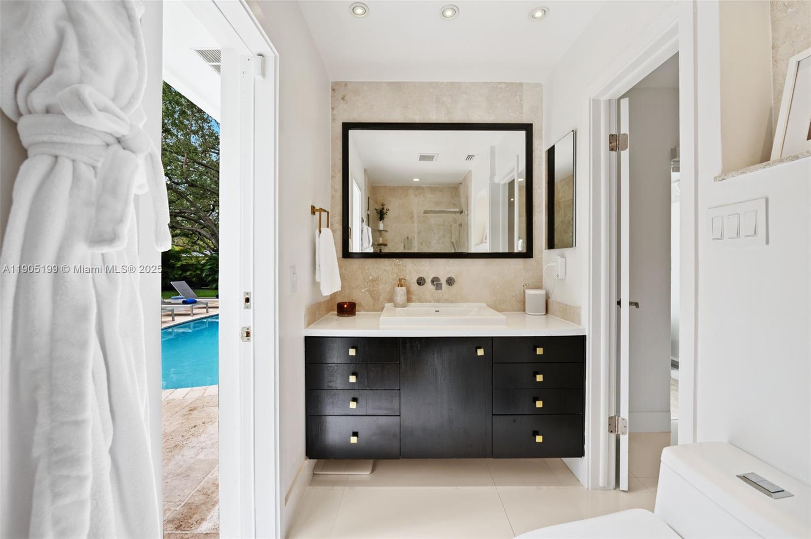 ROYAL PALM HARBOR 1ST ADD - Residential