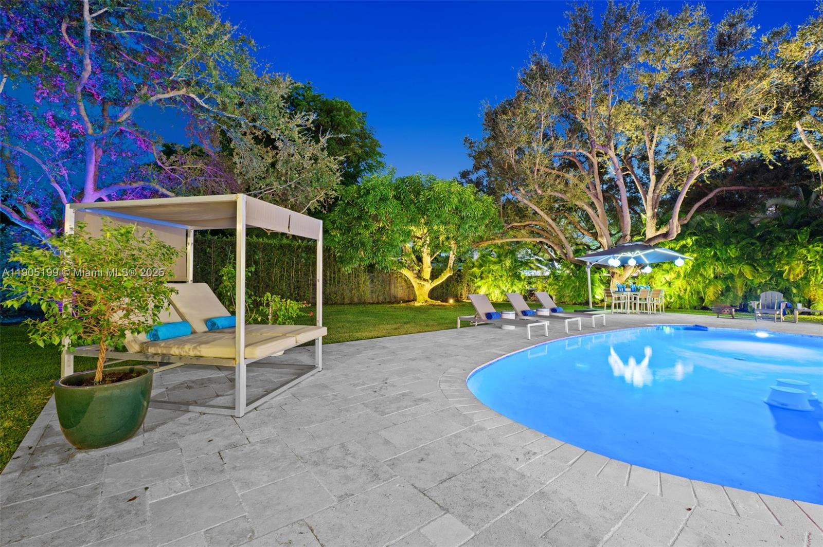 ROYAL PALM HARBOR 1ST ADD - Residential