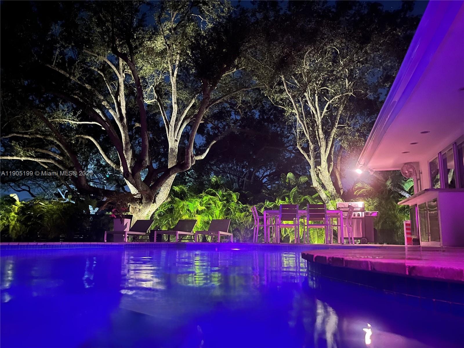 ROYAL PALM HARBOR 1ST ADD - Residential