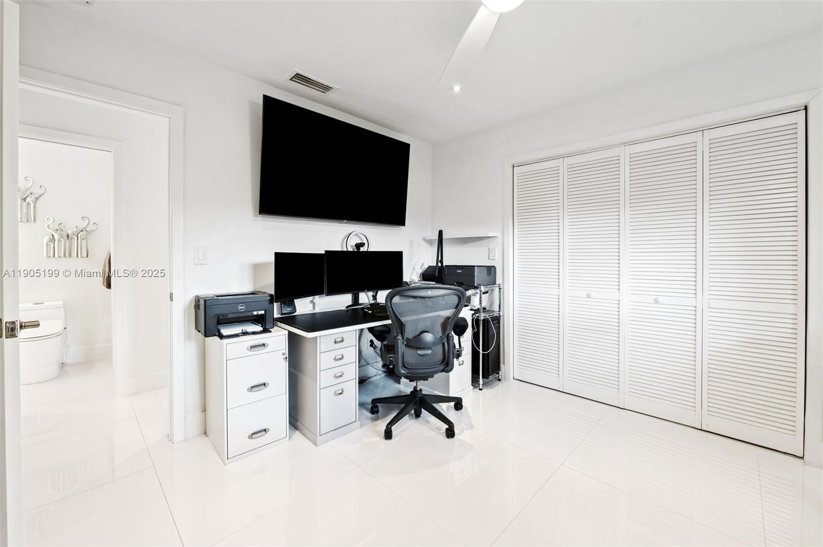 ROYAL PALM HARBOR 1ST ADD - Residential