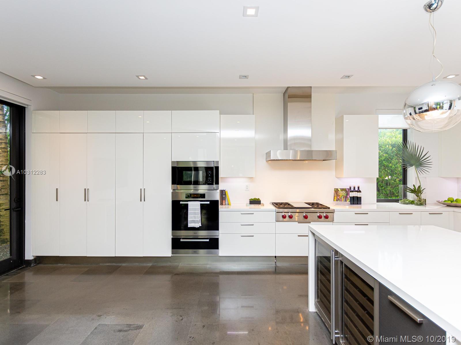 C GABLES RIVIERA SEC 12 - Residential