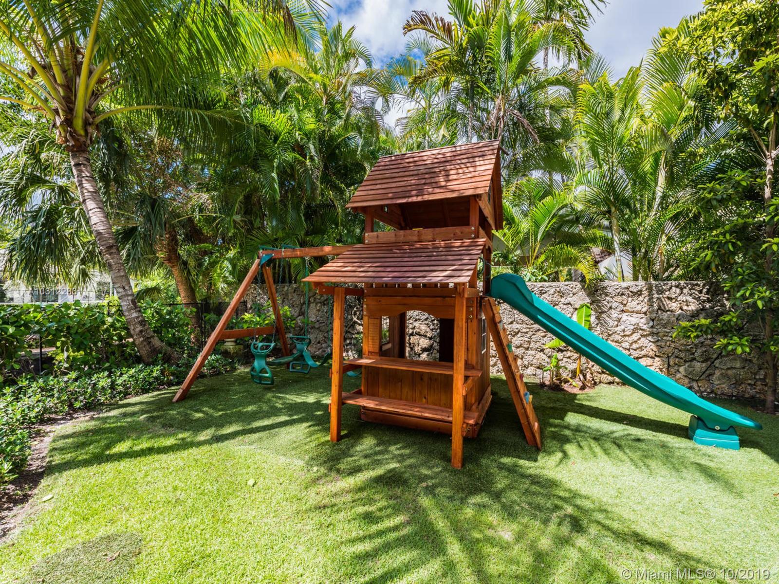 C GABLES RIVIERA SEC 12 - Residential