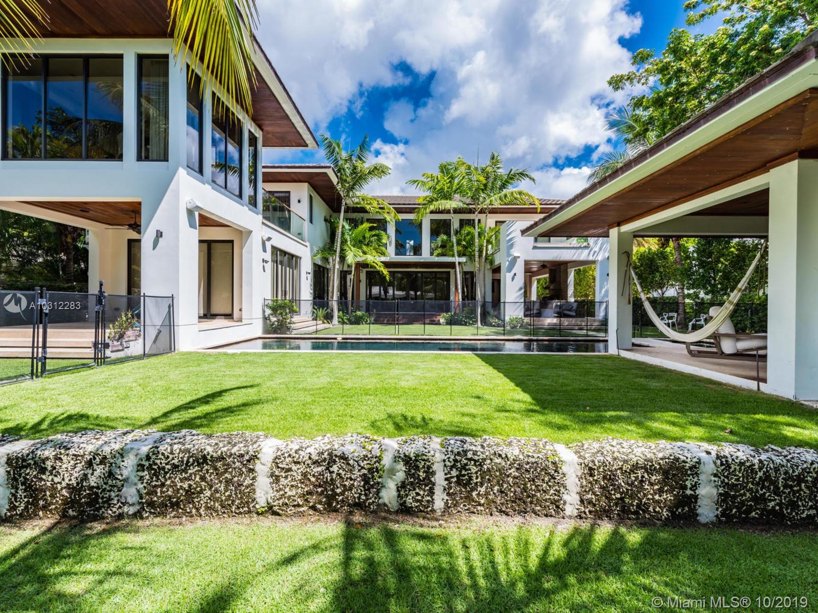 C GABLES RIVIERA SEC 12 - Residential