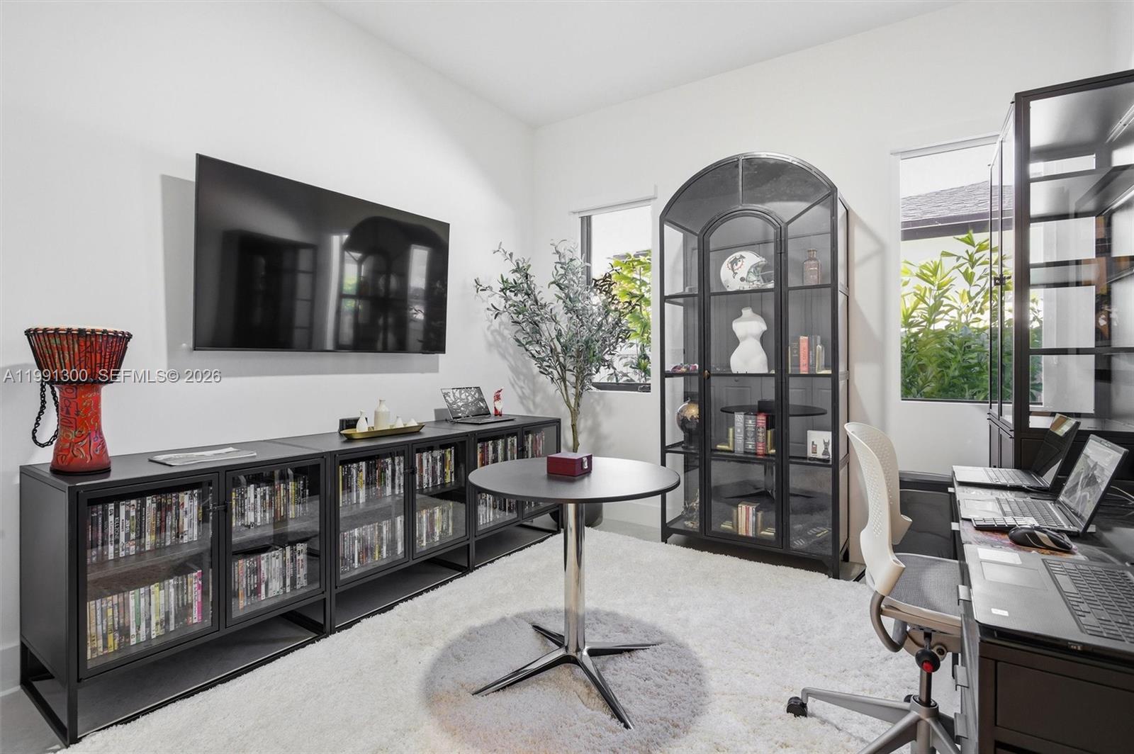 SILVER PALM PARK - Residential