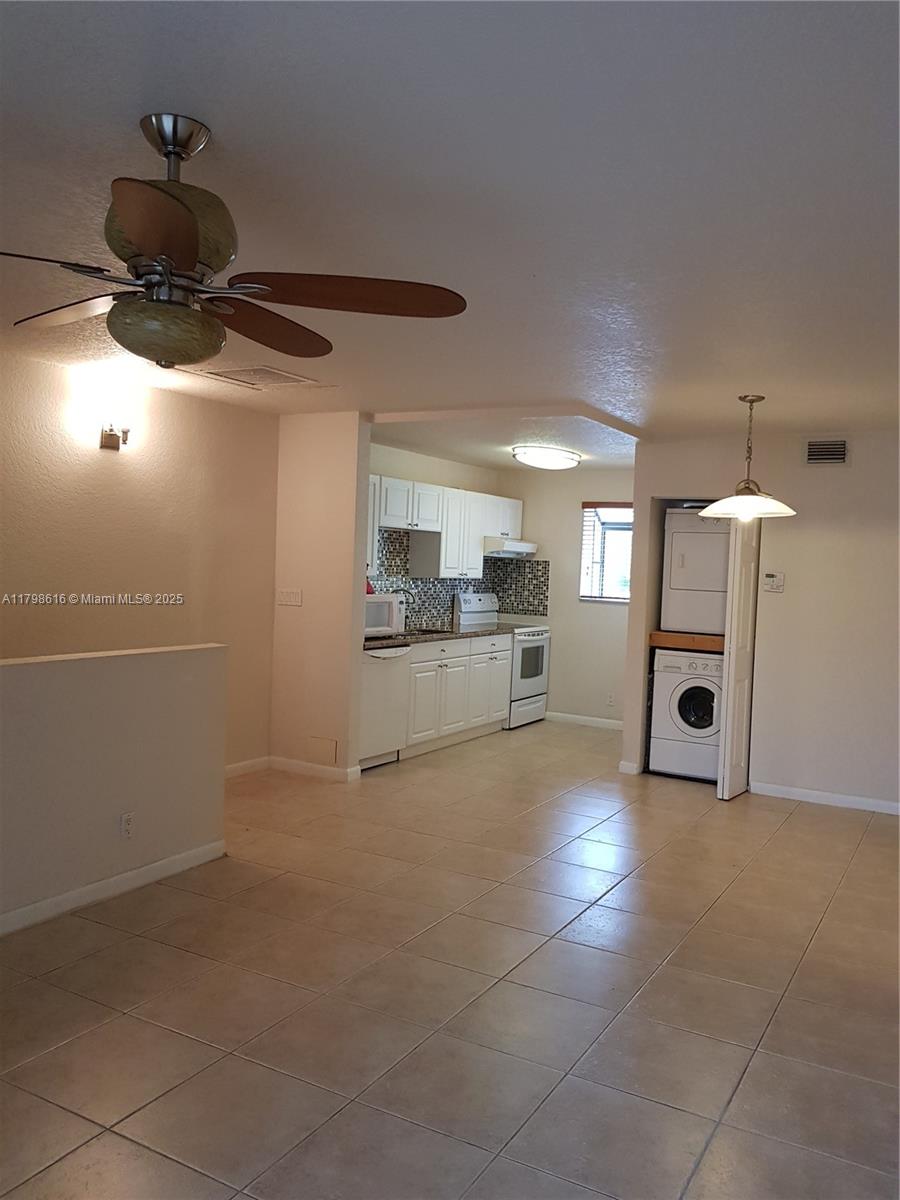 509 Gardens Dr 202