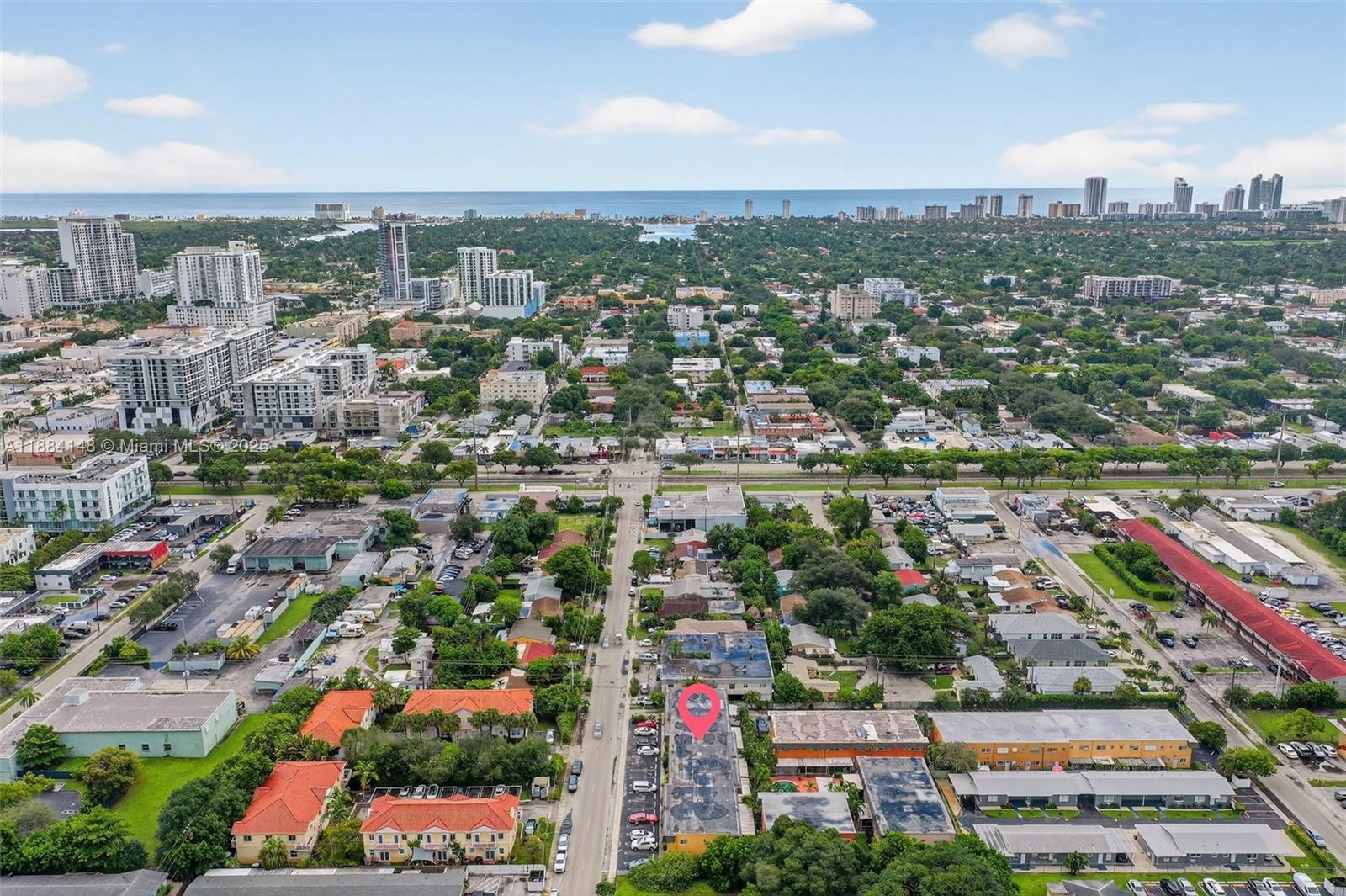 PALM TOWNHOUSE CONDO - Residential