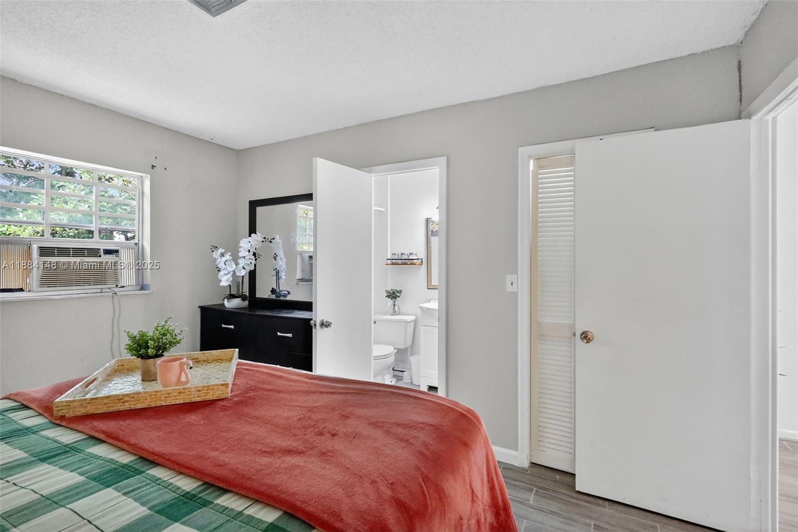 PALM TOWNHOUSE CONDO - Residential