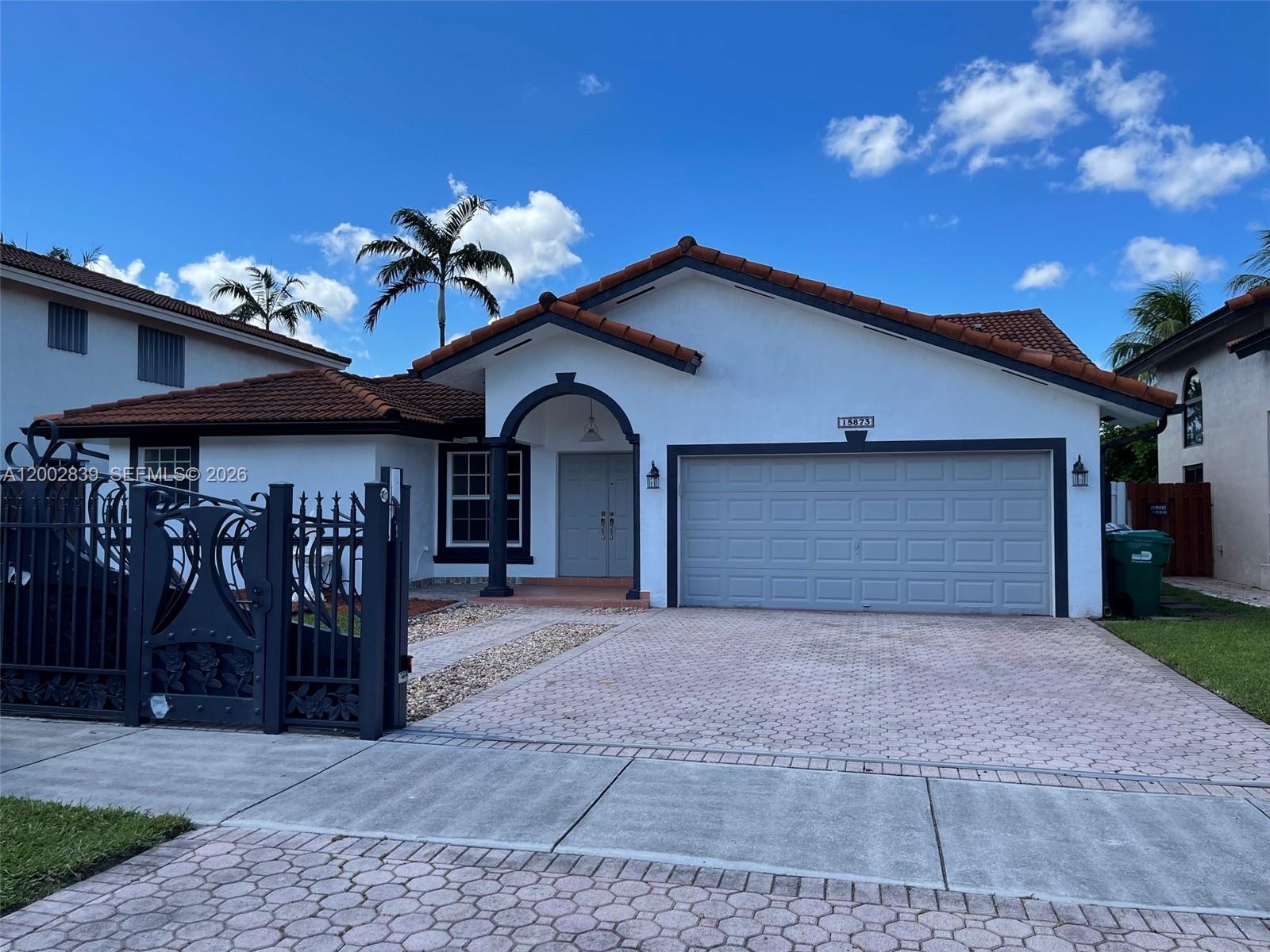 PARK LAKES BY THE MEADOWS - Residential Lease