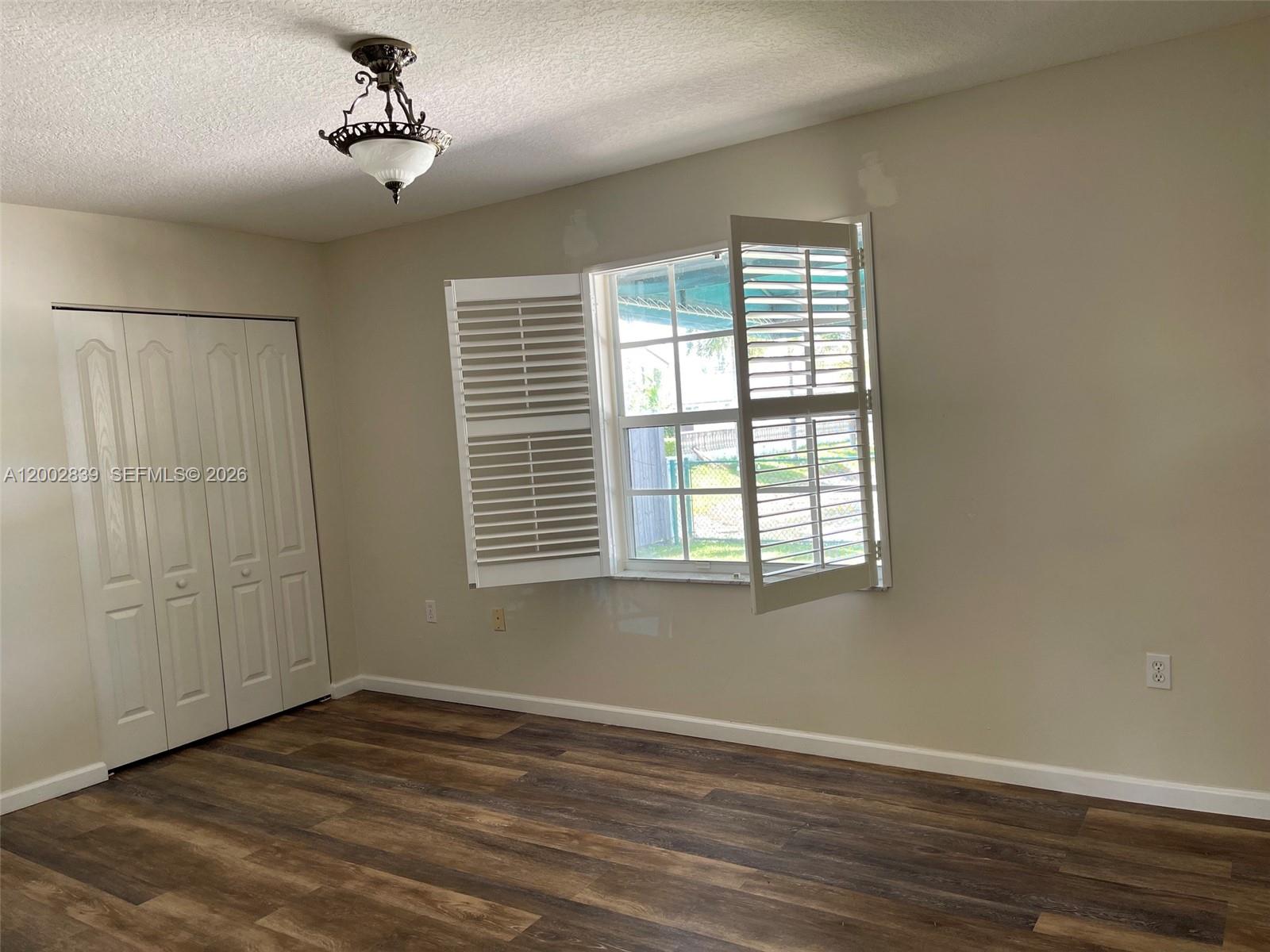 PARK LAKES BY THE MEADOWS - Residential Lease