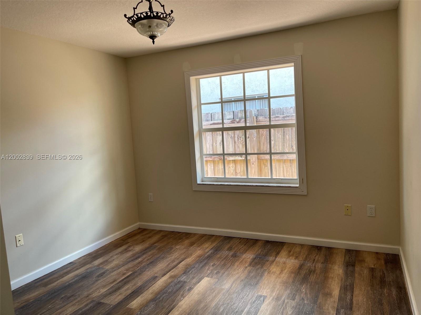 PARK LAKES BY THE MEADOWS - Residential Lease