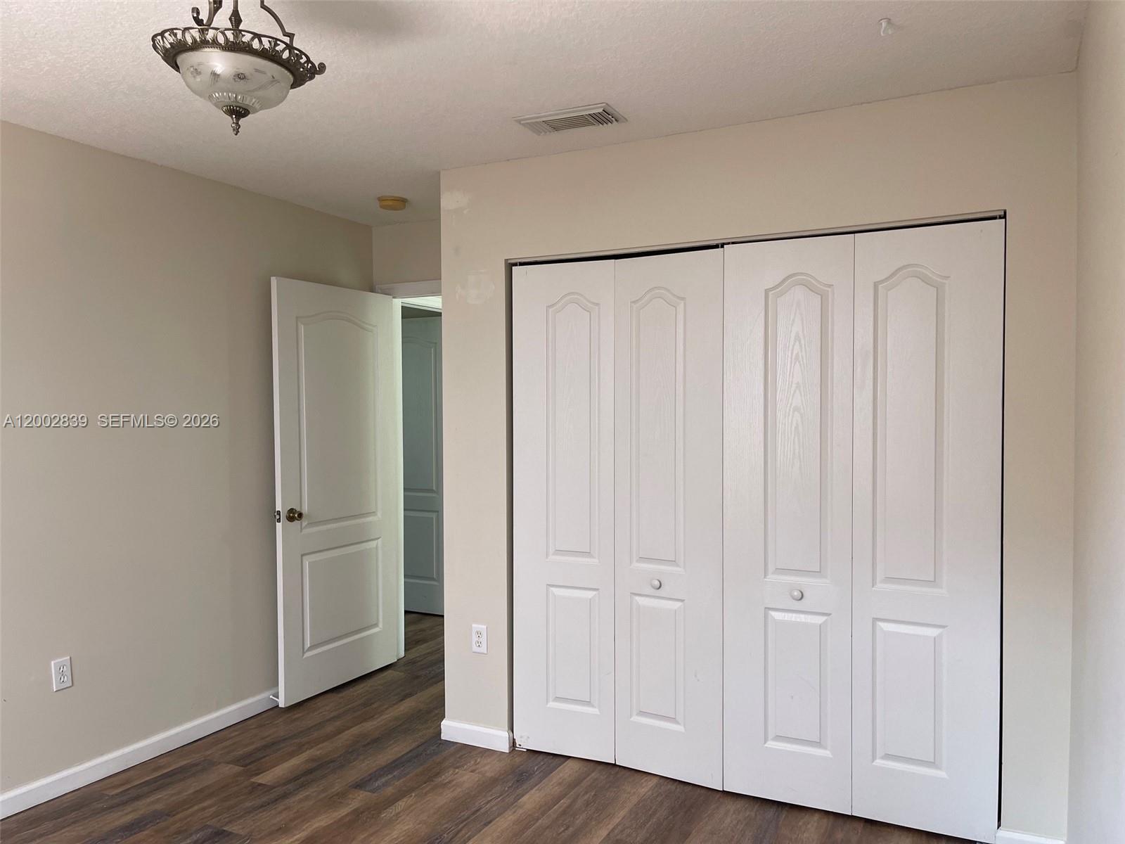 PARK LAKES BY THE MEADOWS - Residential Lease