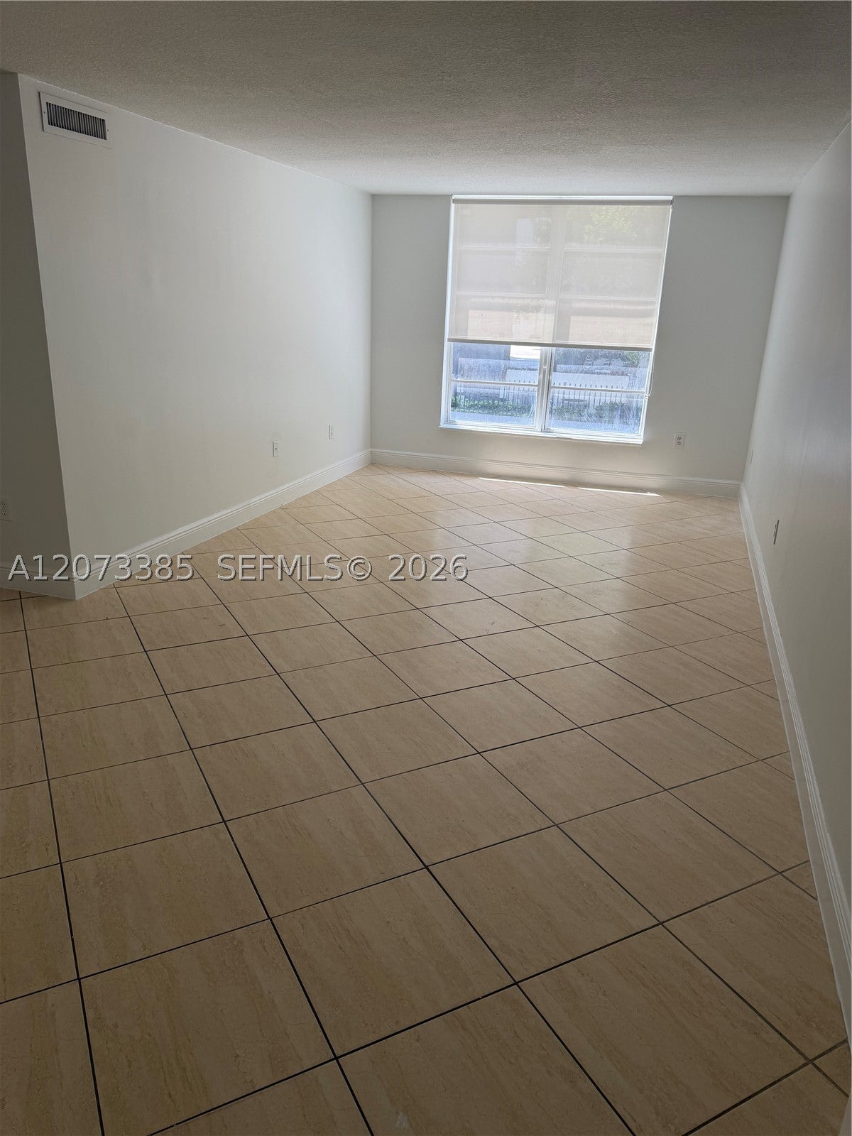 210 SW 11th St 204
