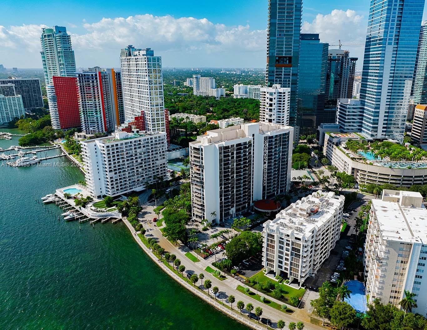 1450 Brickell Bay Dr 605