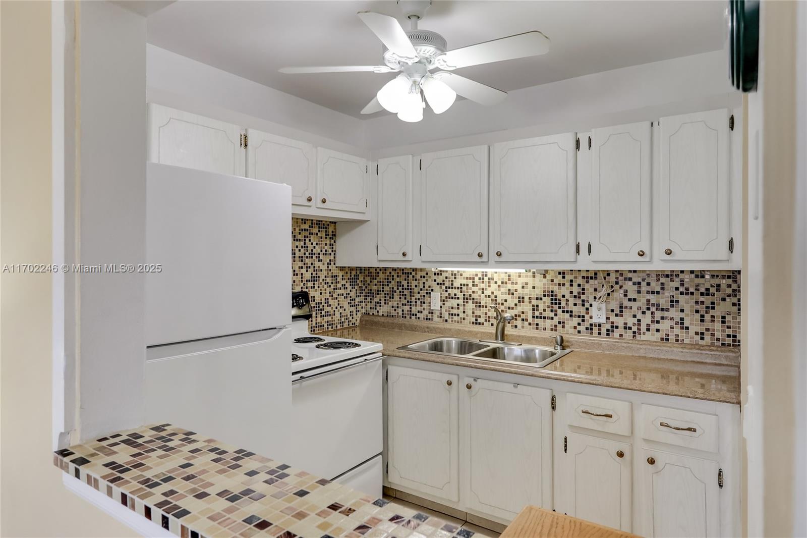 WINDSOR CONDOS - Residential