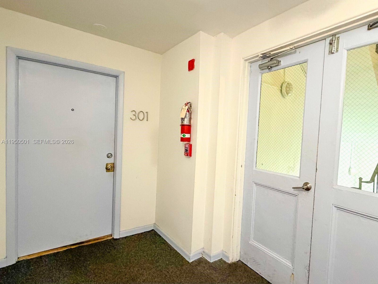 THE LEXINGTON EUCLID COND - Residential