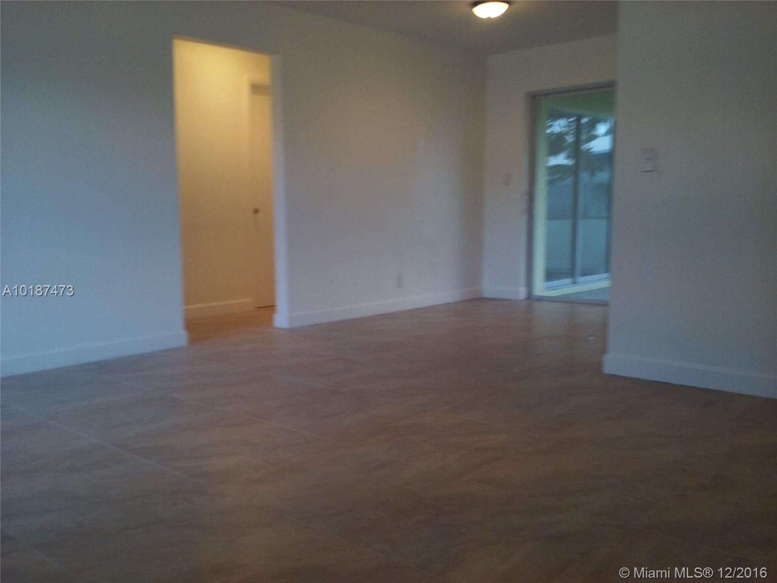 Mainlands Of Tamarac Lake - Residential