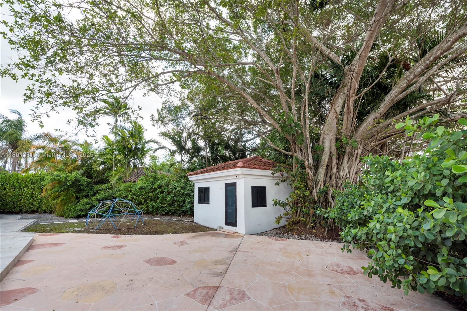 2800 Palmer Dr