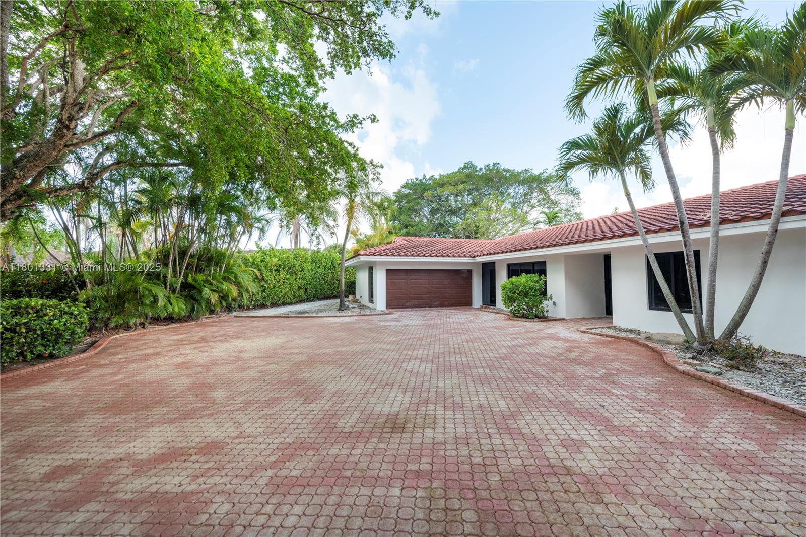 2800 Palmer Dr