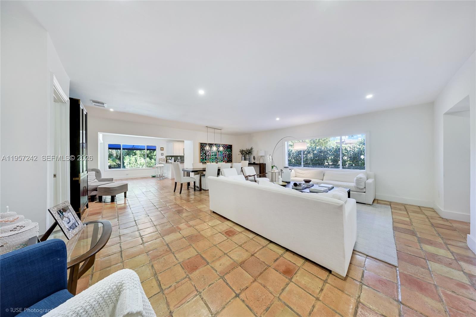 TROPICAL ISLE HOMES SUB 3 - Residential Lease