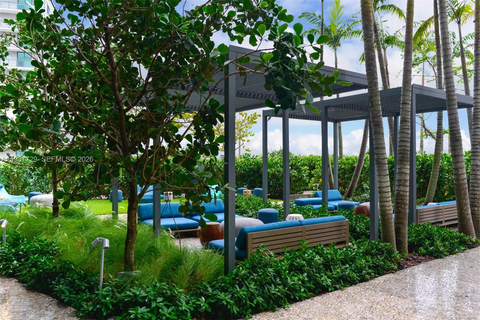 PARAISO BAY CONDO - Residential Lease