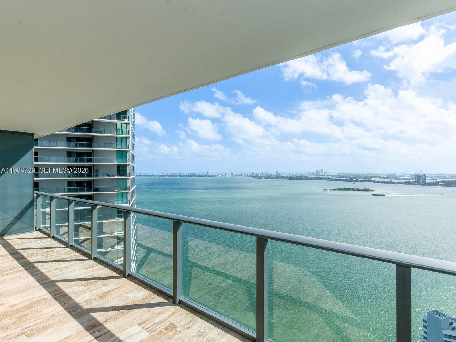 PARAISO BAY CONDO - Residential Lease