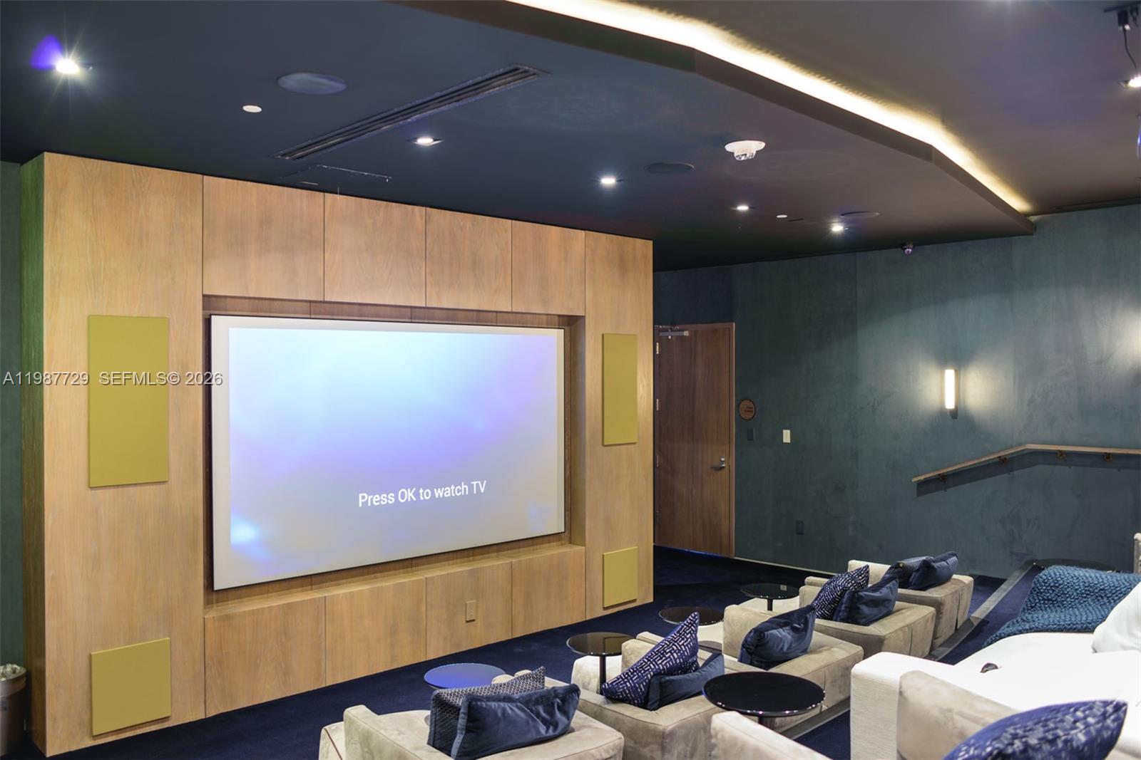 PARAISO BAY CONDO - Residential Lease