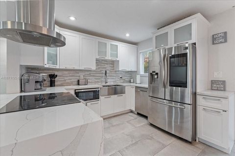 Photo of 500 NW 30th St, Wilton Manors, FL 33311 (MLS # A11871123)