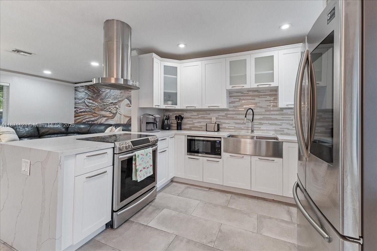 MARCH ESTATES AMEN - Residential