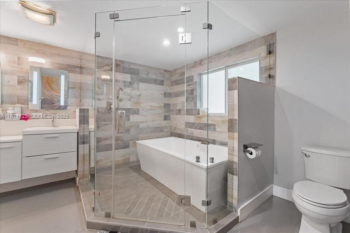 MARCH ESTATES AMEN - Residential