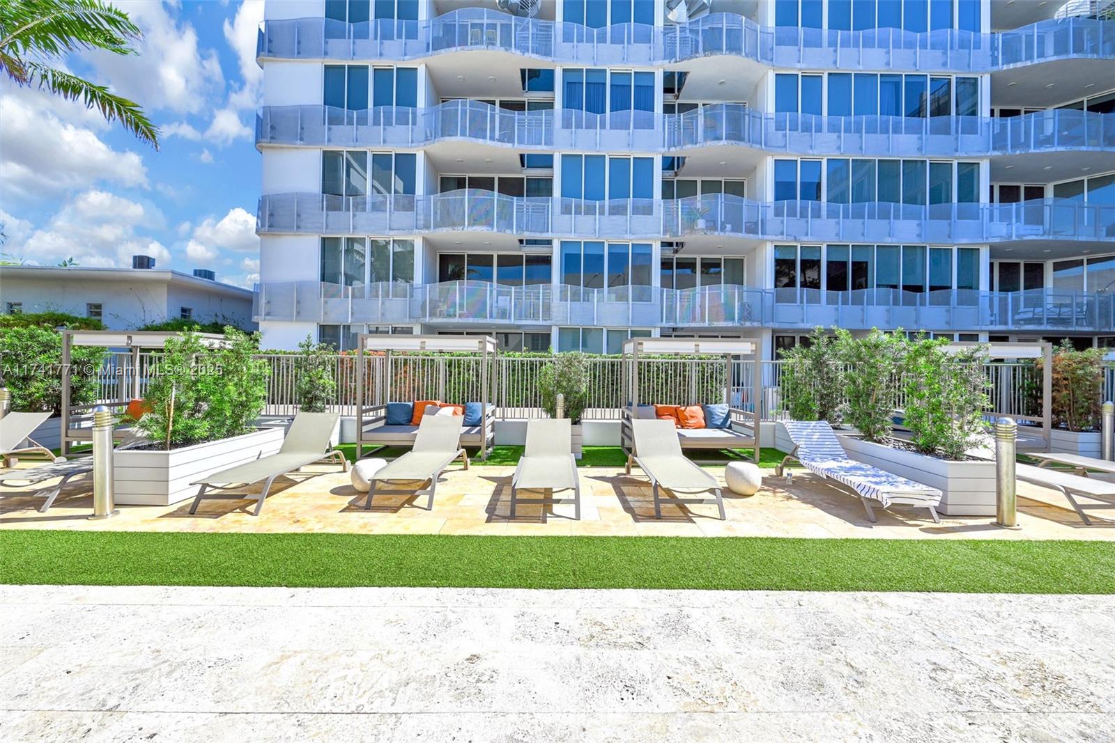 ARTEPARK SOUTH CONDO - Residential