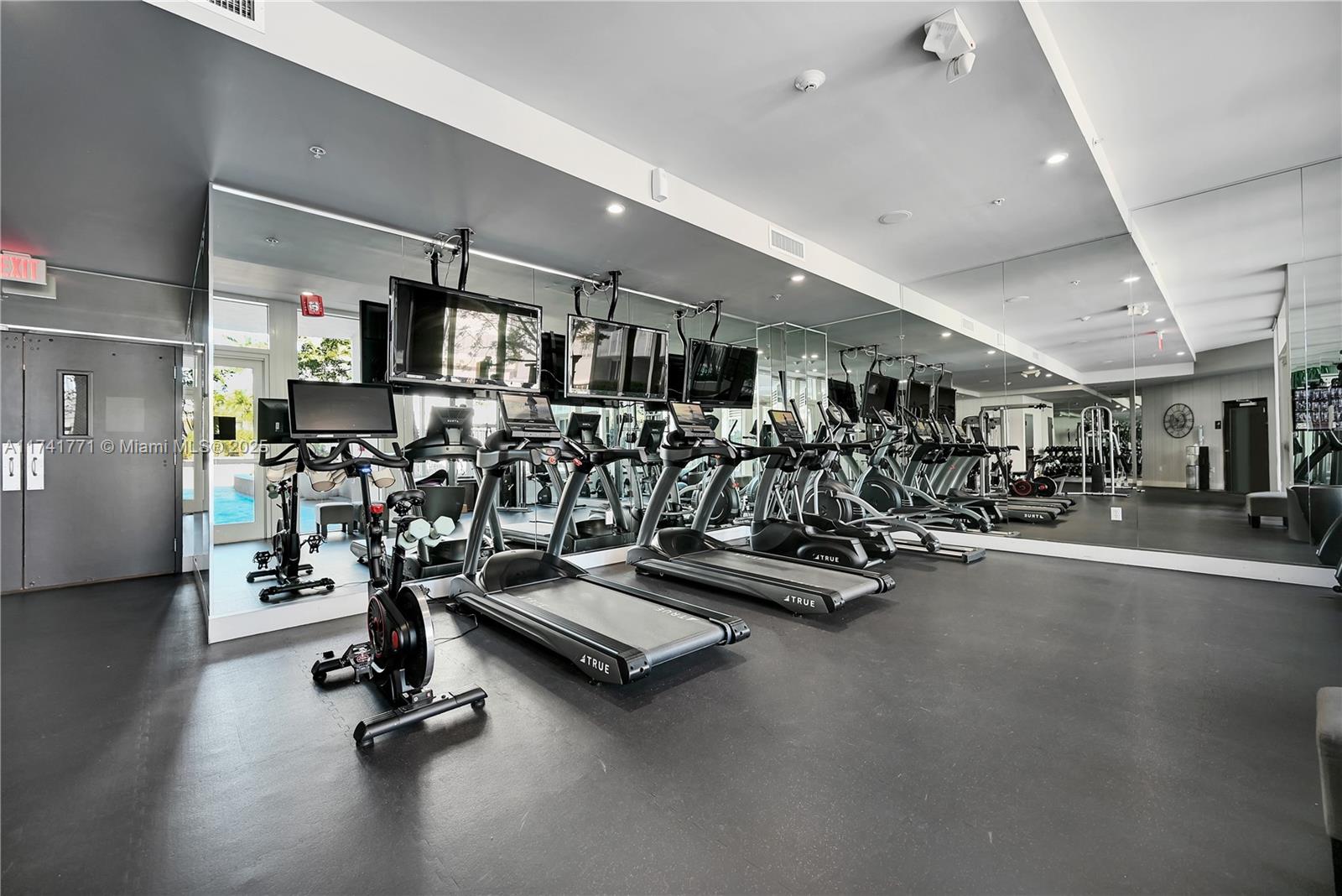 ARTEPARK SOUTH CONDO - Residential