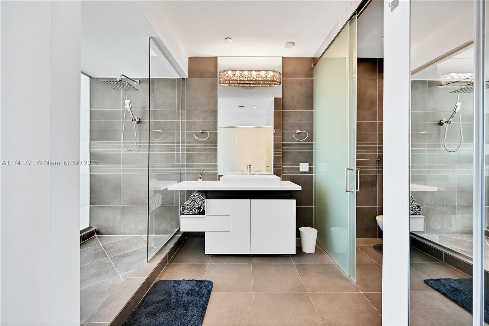 ARTEPARK SOUTH CONDO - Residential